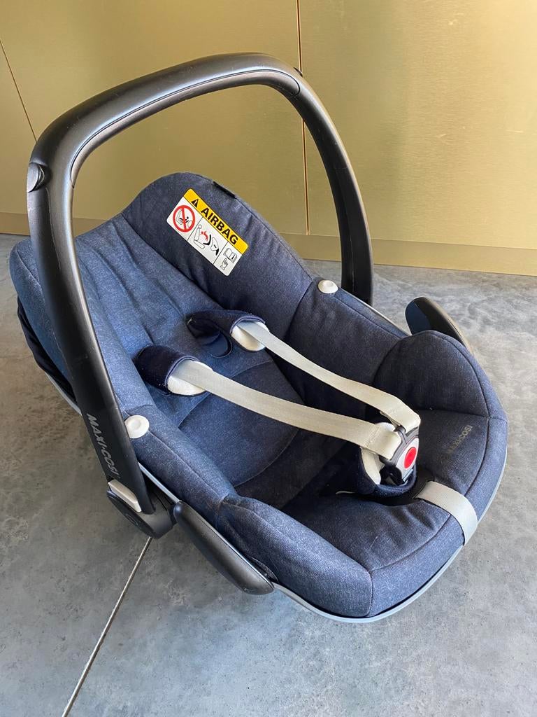Maxi cosi Pebble met isofix, Kinderen en Baby's, Autostoeltjes, Ophalen, Gebruikt, Isofix, 0 t/m 13 kg