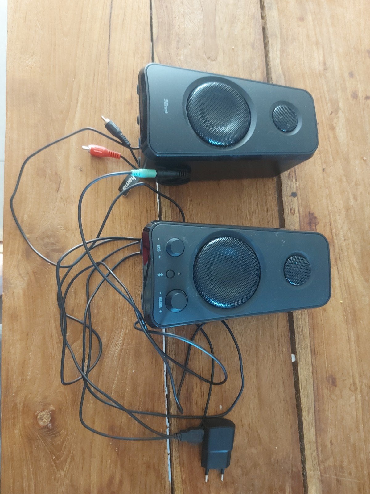 Trust Bluetooth boxen model 20122, Ophalen