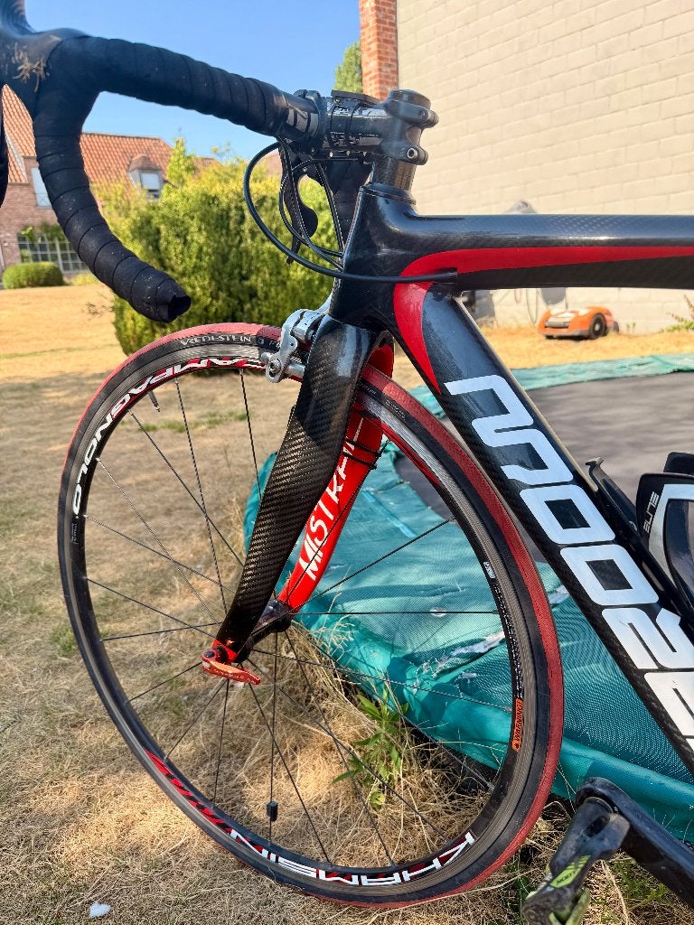Racefiets Moozes Mistral 28 inch - Full Carbon, Fietsen en Brommers, Ophalen, 28 inch, Carbon, Velgrem