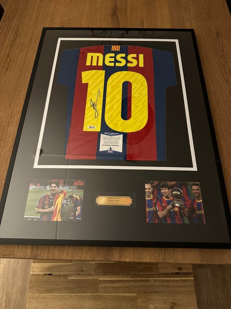 Hand gesigneerd shirt Lionel Messi, met COA (Beckett), Ophalen of Verzenden, Nieuw, Shirt