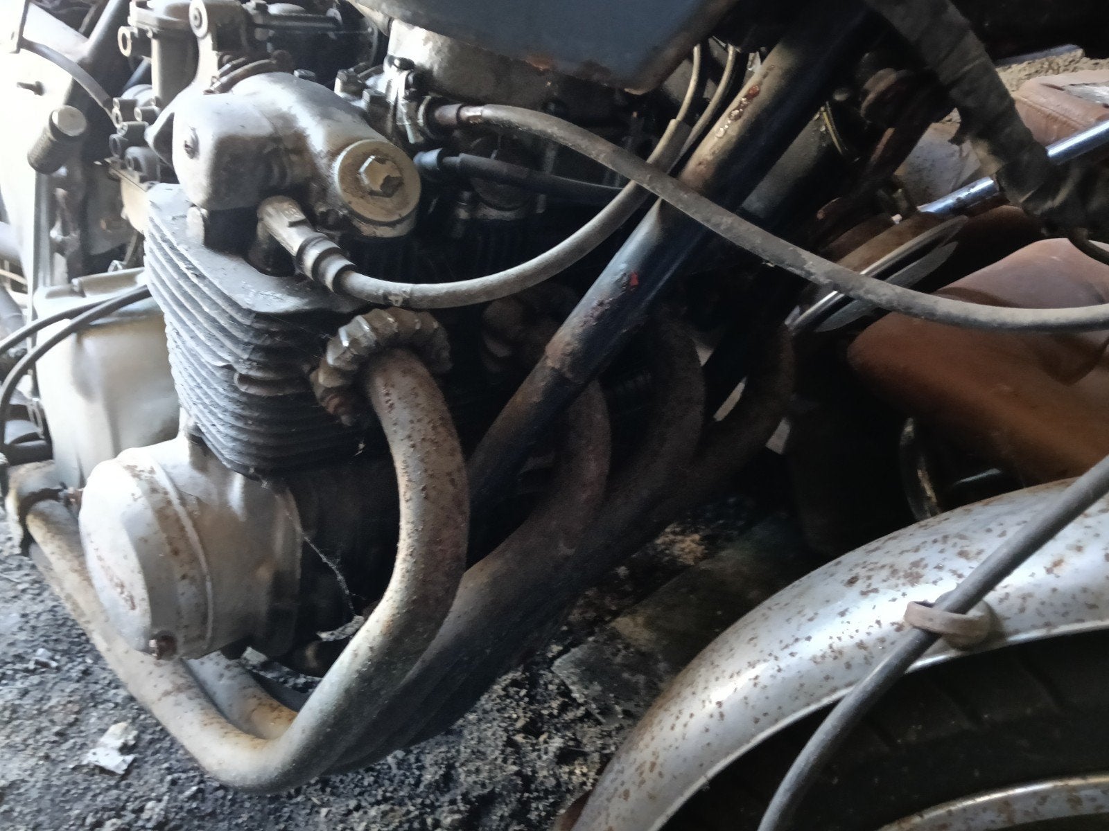 Ancêtre Honda 550 four, Enlèvement
