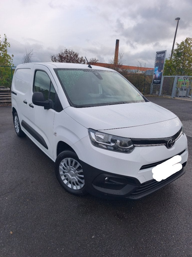 TOYOTA PROACE CITY, Autos, Achat, Euro 6, Boîte manuelle, Entretenue par le concessionnaire