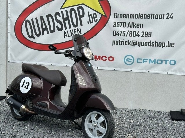 VESPA 300 GTS, Scooter, 300 cc, Bedrijf