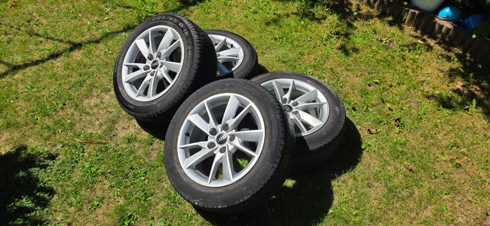 4 Jantes Audi d'origine 16" + pneus hiver 205/55 R16, Autos : Pièces & Accessoires, Pneus & Jantes, Pneus hiver, 16 pouces, Pneu(s)