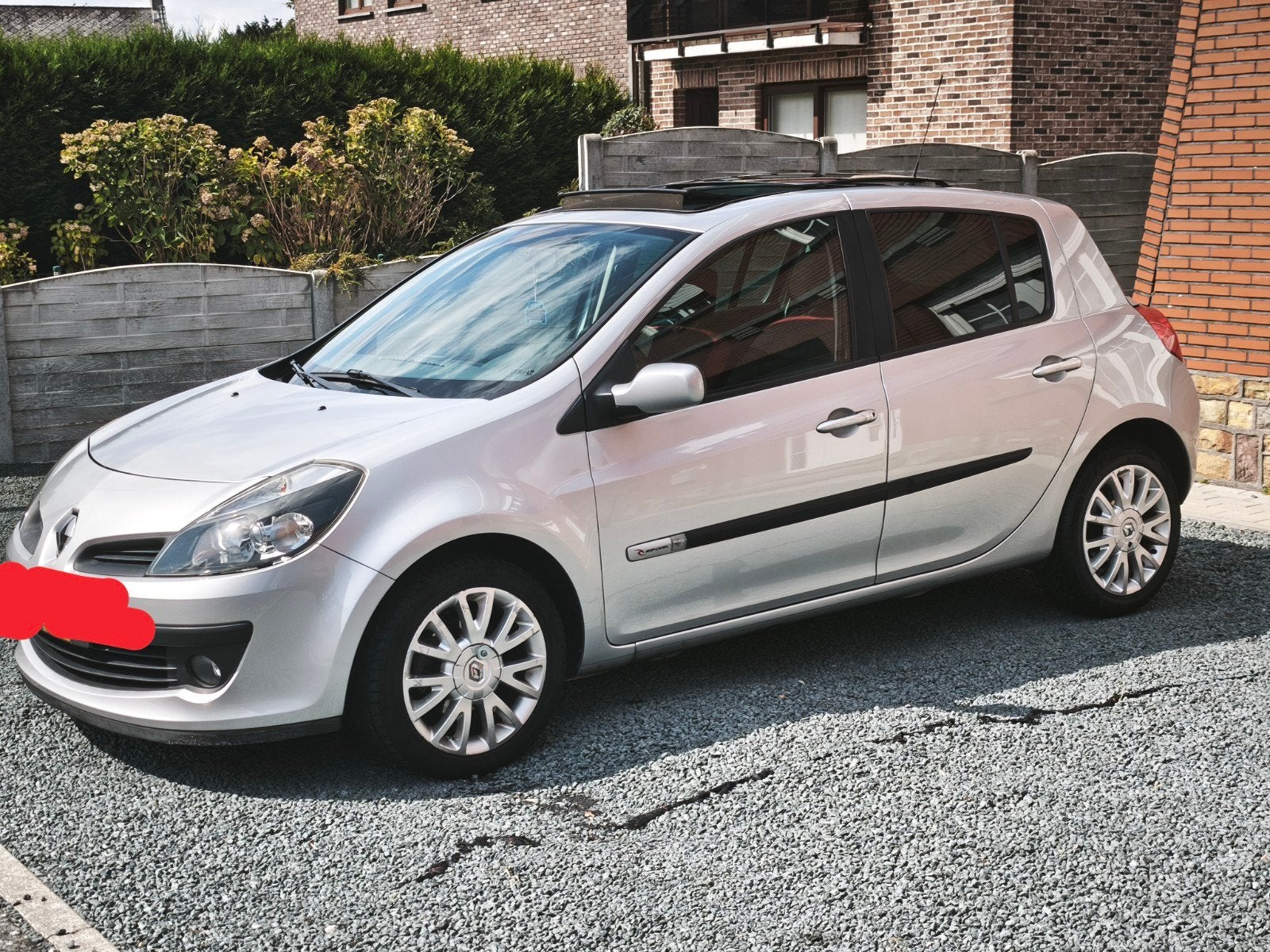 Renault Clio 1.2 Benzine 2007, Voorwielaandrijving, Stof, Zwart, Sound system
