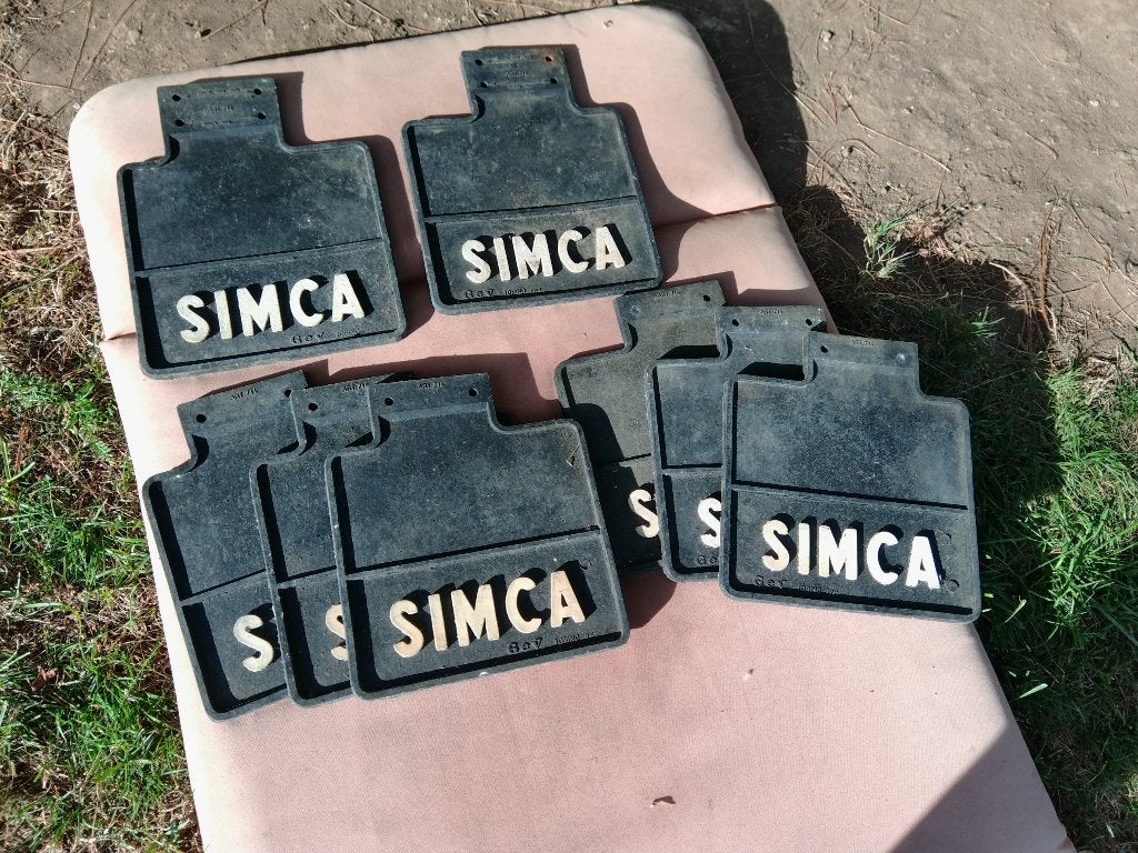 SIMCA 1000 :Lot de 8 bavettes ar ( 4 jeux de 2), Autos : Pièces & Accessoires, Enlèvement ou Envoi, Neuf, Arrière, Garde-boue