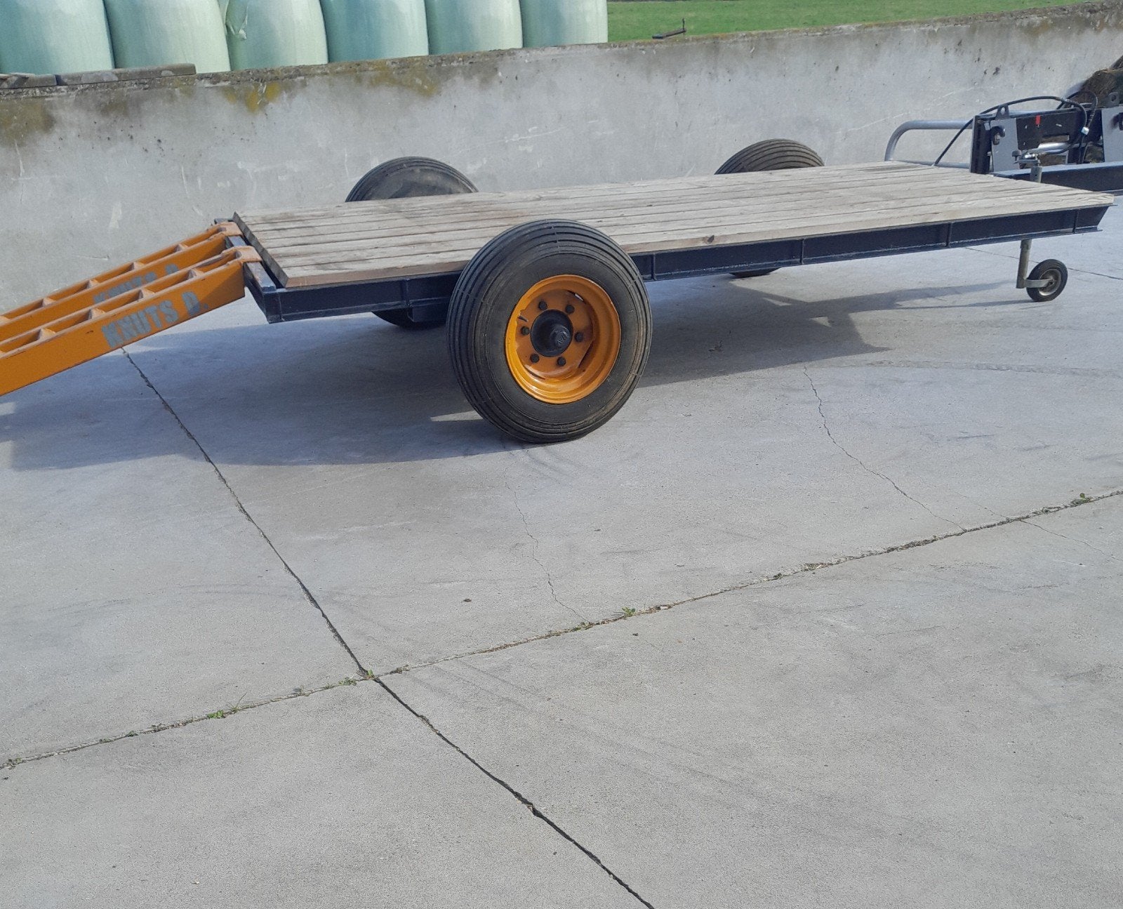 Oprijwagen machinetransporter aanhanger te koop, Ophalen