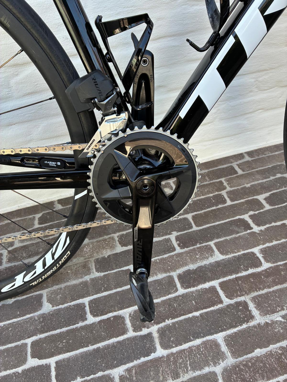 Trek emonda, Enlèvement, Comme neuf
