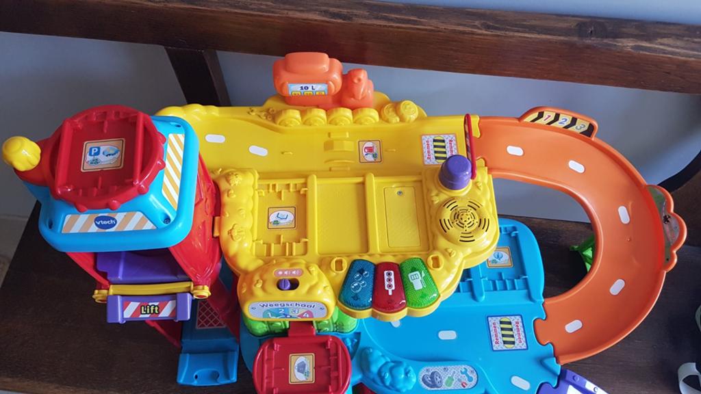 Garage Toet Toet avec voitures et éléphant, Enfants & Bébés, Jouets | Vtech, Enlèvement ou Envoi