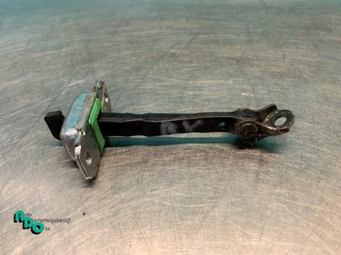 Butée 4portes avant droite d'un Hyundai I10 (I10 08-), -, 3 mois de garantie, Utilisé, Hyundai