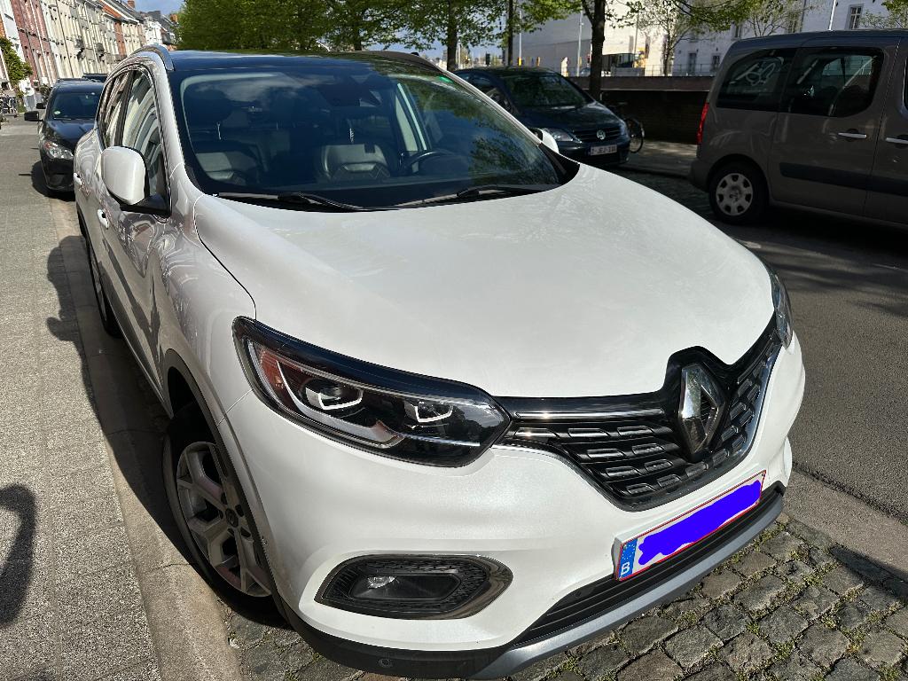 Renault Kadjar 1.3 Intense Aut. Benzine SUV met veel opties, Auto's, 4 cilinders, Wit, 1330 cc, 1200 kg