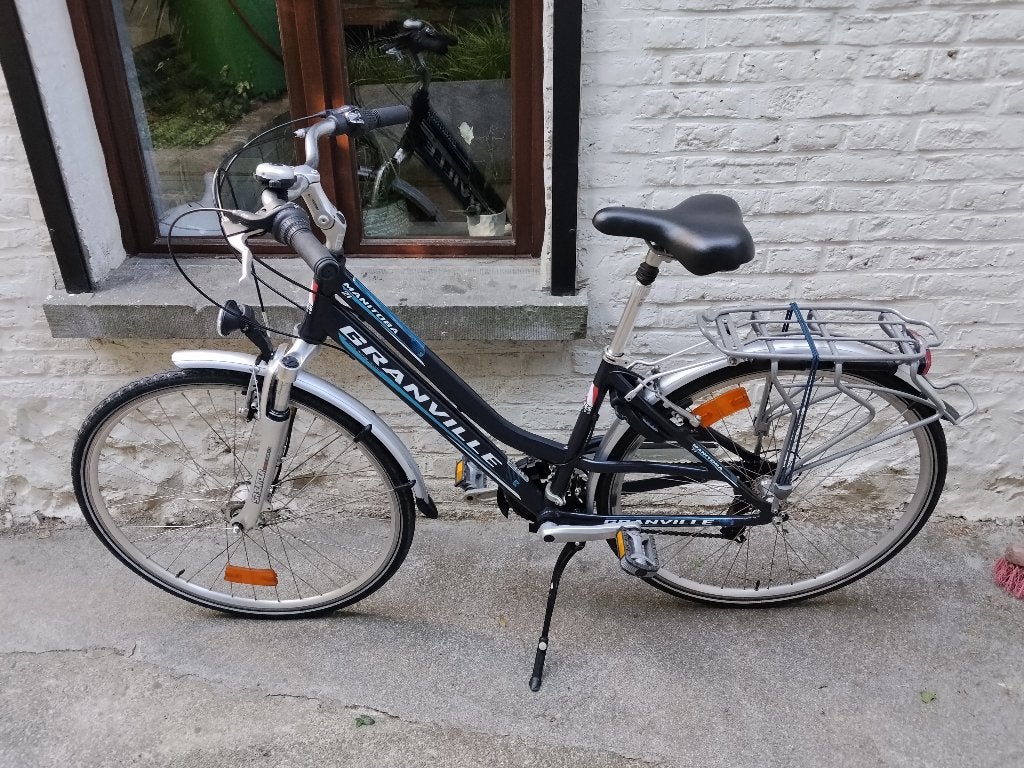 GRANVILLE damesfiets — zeer weinig gebruikt, Fietsen en Brommers, Ophalen, Velgrem, (Extra) lage instap, Zo goed als nieuw