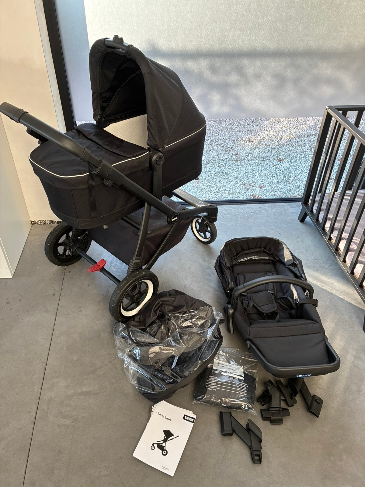 Thule Sleek in zeer goede staat, Kinderen en Baby's, Kinderwagens en Combinaties, Ophalen, Zo goed als nieuw, Kinderwagen