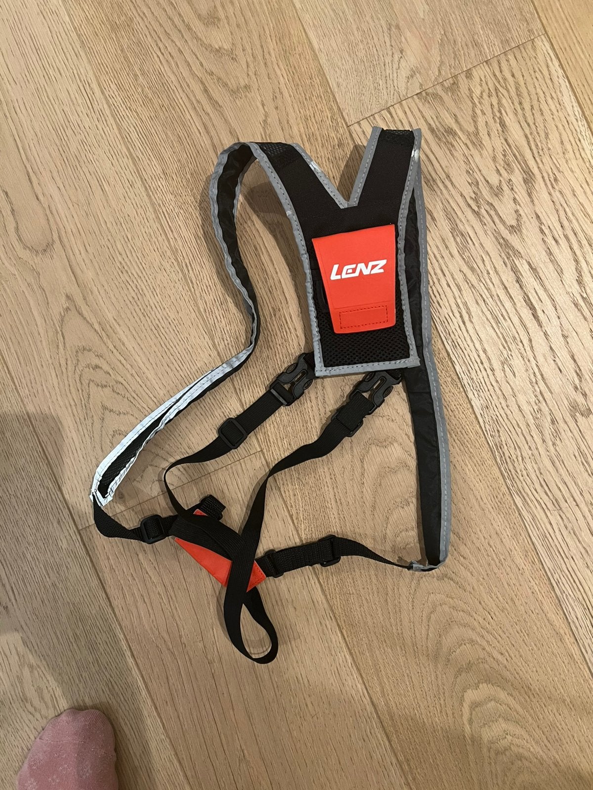 Gilet de course réfléchissant/harnais de sécurité — LonZ ‍️, Enlèvement, Comme neuf