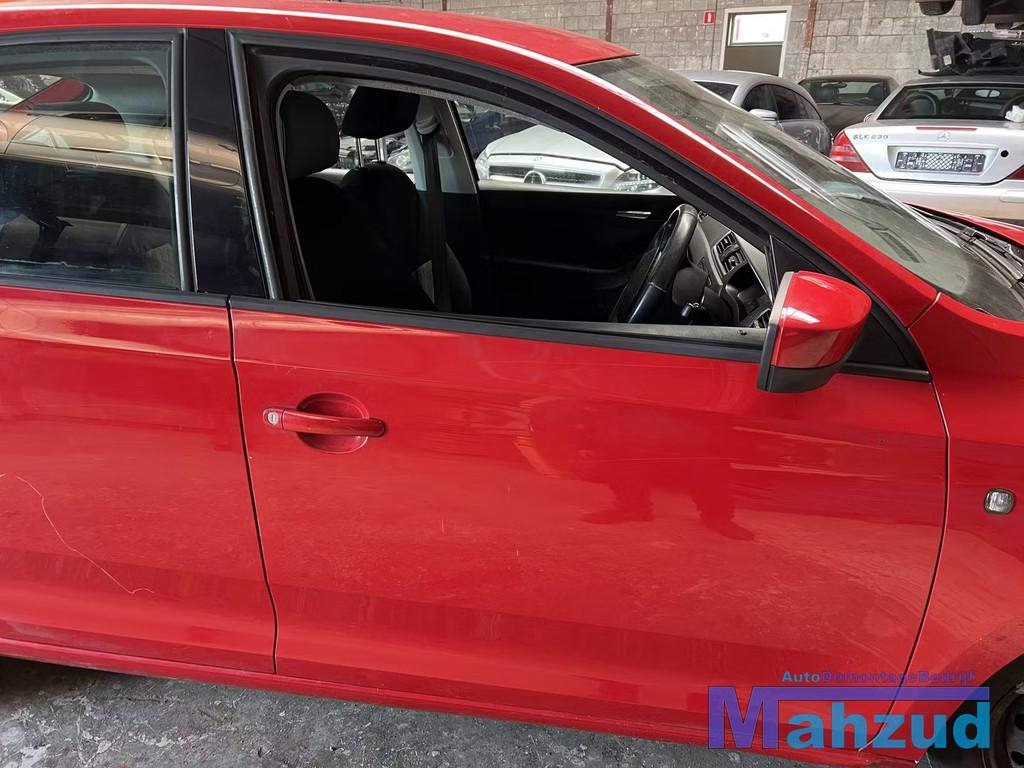 SEAT TOLEDO 4 Rood rechts voor deur portier 2012-2019, Gebruikt, Deur, Autovia A-2, Km 585 585
08760  Martorell, ES, SEAT S.A.