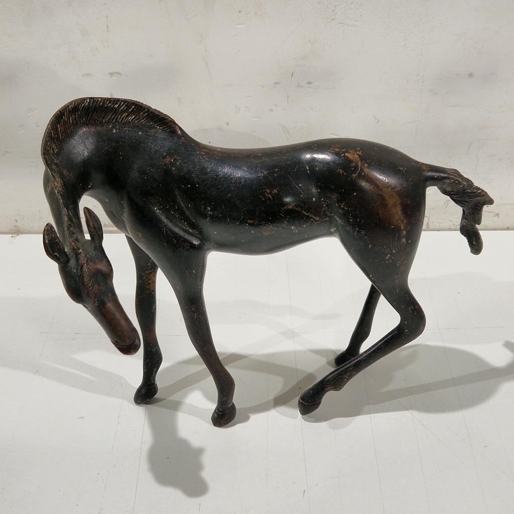 Zwaar bronzen beeld van Paard , hengst of merrie, Enlèvement ou Envoi, Bronze