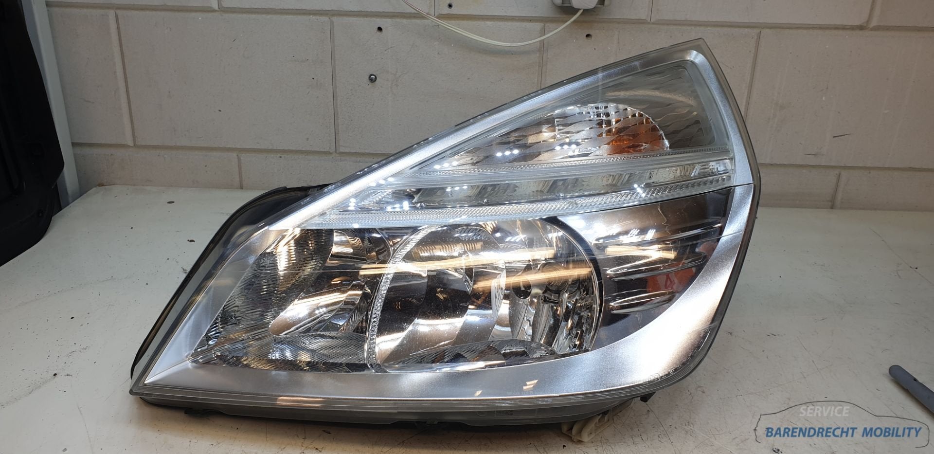 Phare gauche Renault Espace IV H7 LED feu de jour 260605572r, Renault Group, Contact.group@renault.com, Renault, Utilisé