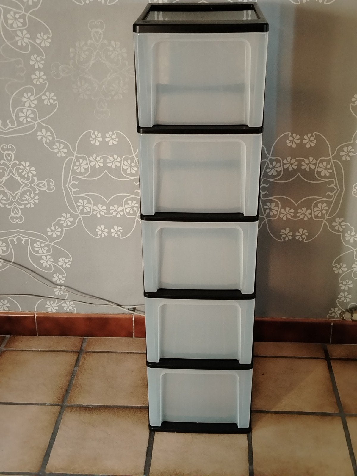 Étagère - 5 COMPARTIMENTS - GAIN DE PLACE., Enlèvement, Classique, Plastique, Plusieurs compartiments