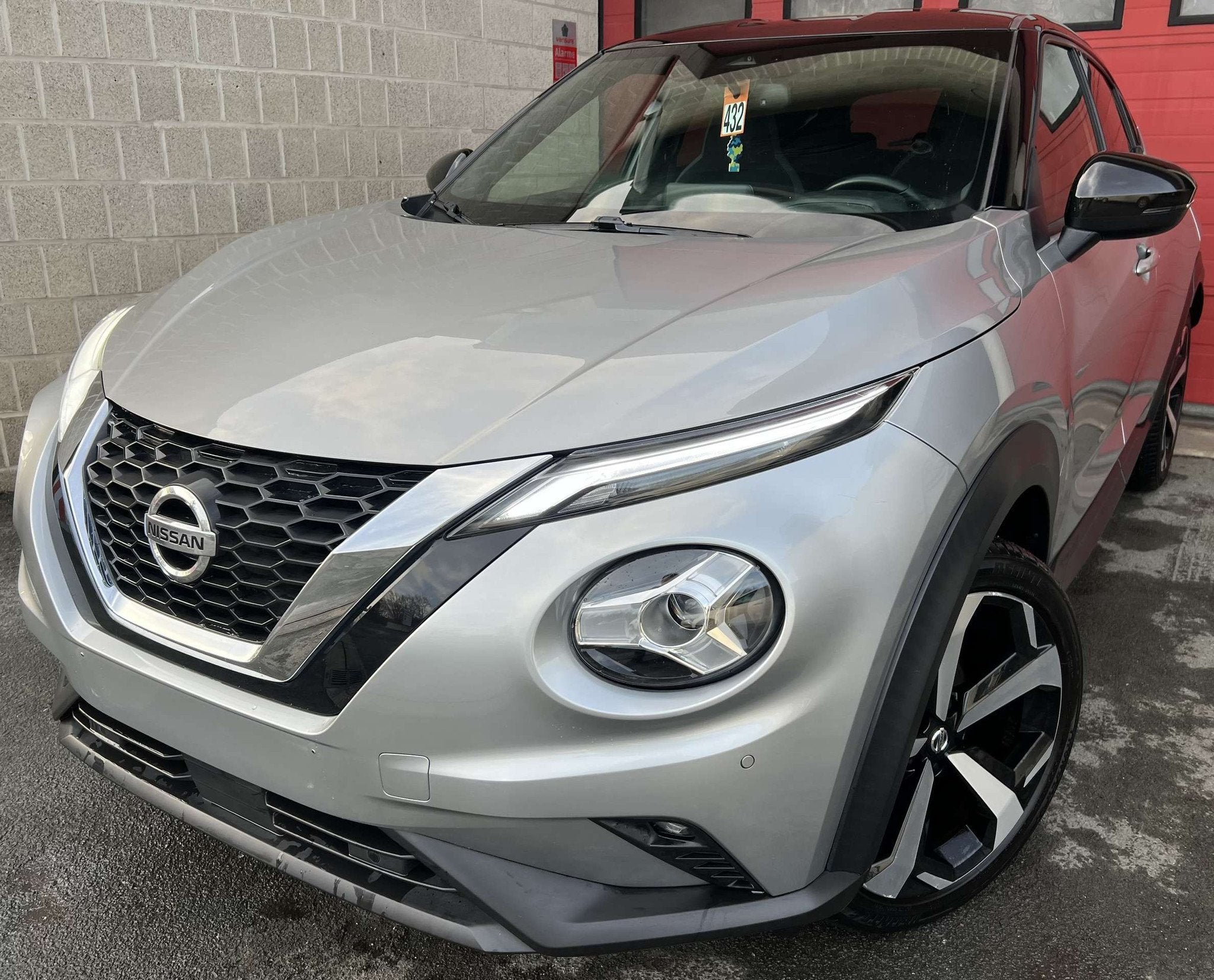Nissan Juke 1.0 DIG-T 2WD Business Edition + CAMÉRA + NAVI, Argent ou Gris, Achat, Euro 6, Entreprise