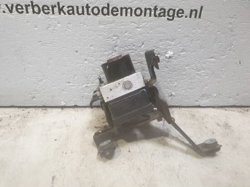ABS POMP Opel Zafira (M75) (01-2005/04-2015) (13-157-576), Auto-onderdelen, Bahnhofsplatz 65423 Rüsselsheim am Main, DE, Gebruikt