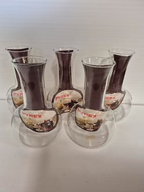 5 carafes à décanter en pyrex, Enlèvement