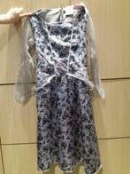 Mooi polyester kleed - maat 140, Kinderen en Baby's, Ophalen, Zo goed als nieuw, Meisje, Jurk of Rok