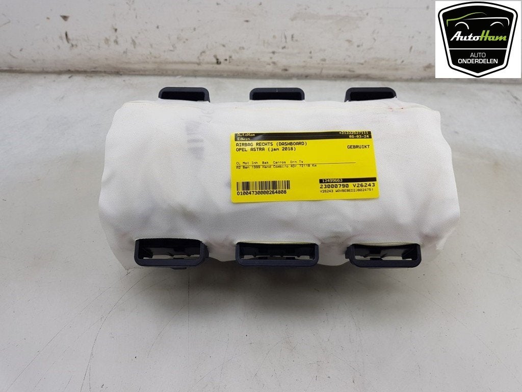 AIRBAG PASSAGIER Astra K (|39030033|39132816|39049458|), Gebruikt, Opel