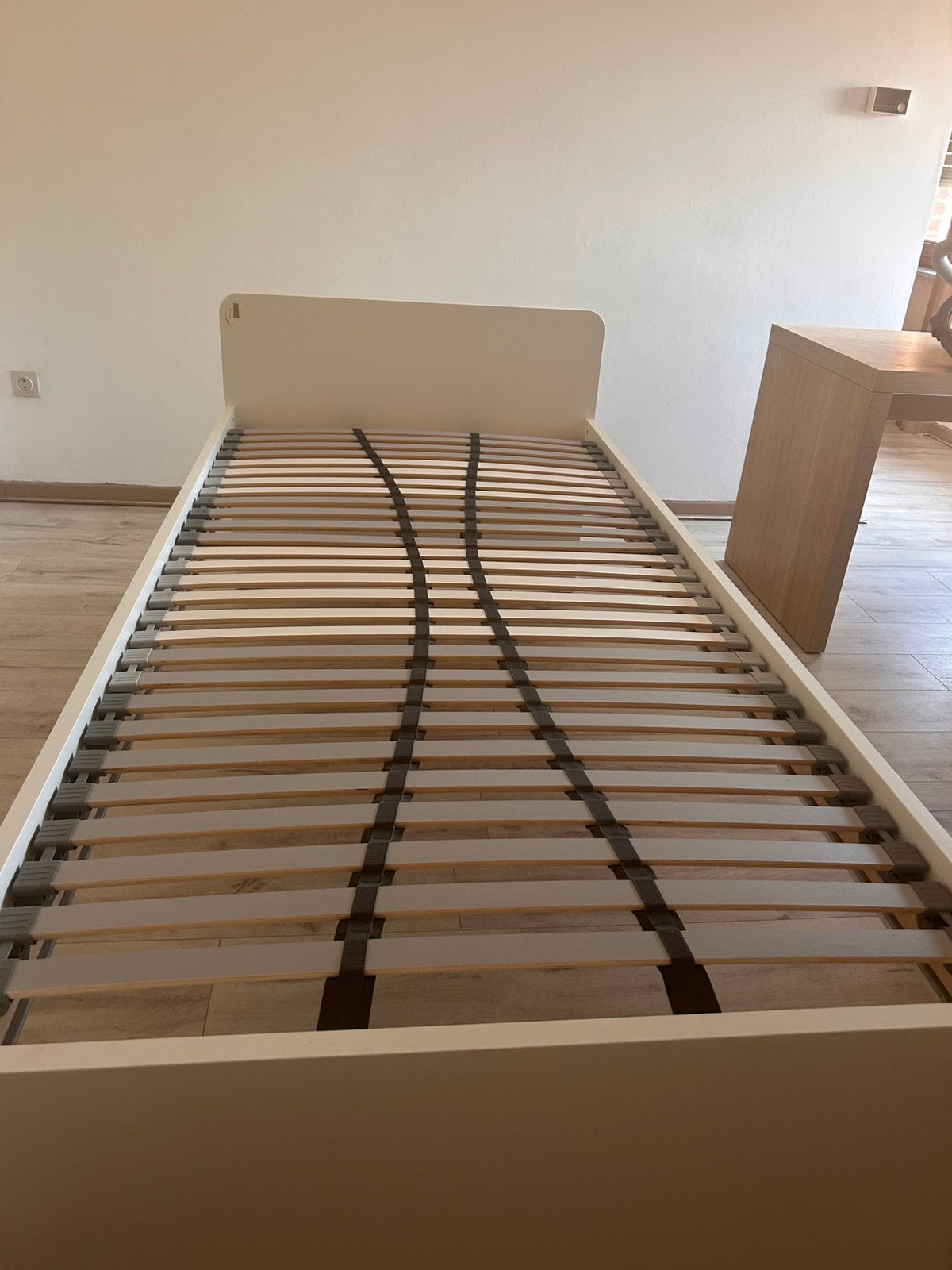 1 persoonsbed wit/90 op 200cm, Ophalen, Gebruikt, 90 cm, Eenpersoons