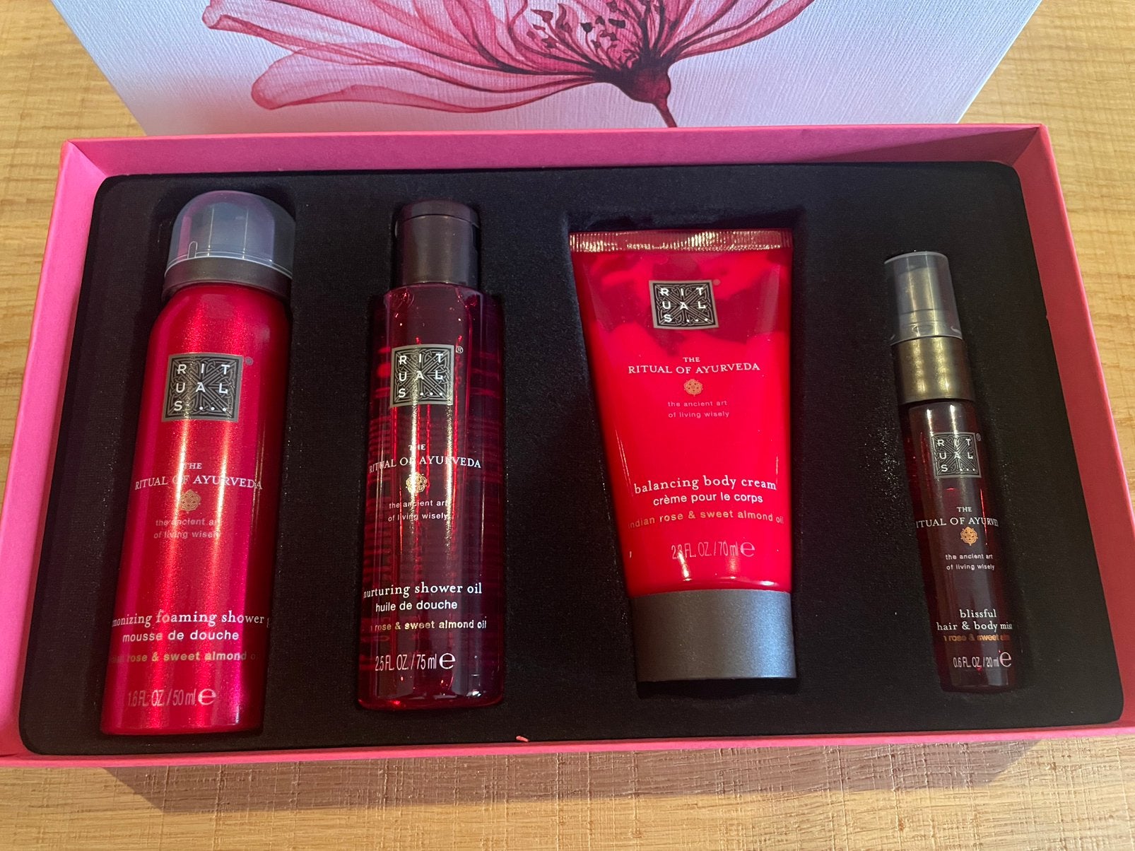 Geschenkset Rituals Ayurveda, Bijoux, Sacs & Beauté, Beauté | Soins du corps, Enlèvement ou Envoi, Neuf, Baignoire & Douche
