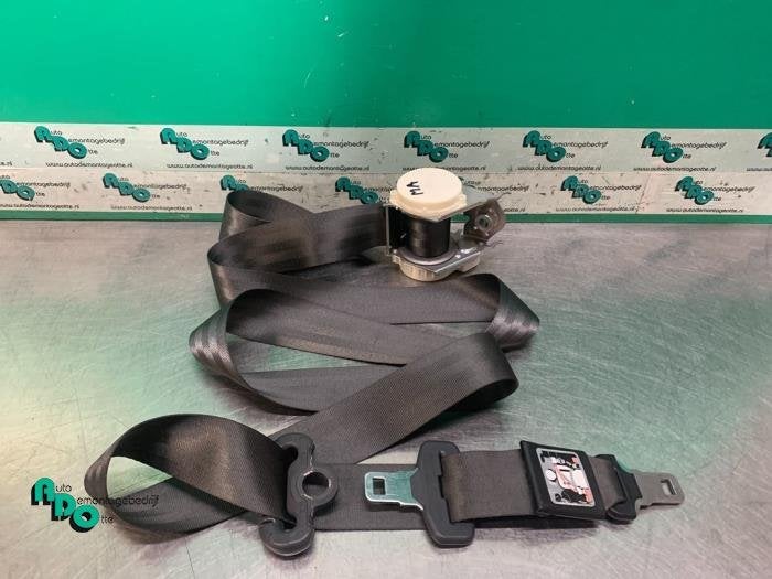 Ceinture de sécurité arrière centre d'un Renault Clio (Cl, Renault, -, 3 mois de garantie, Utilisé
