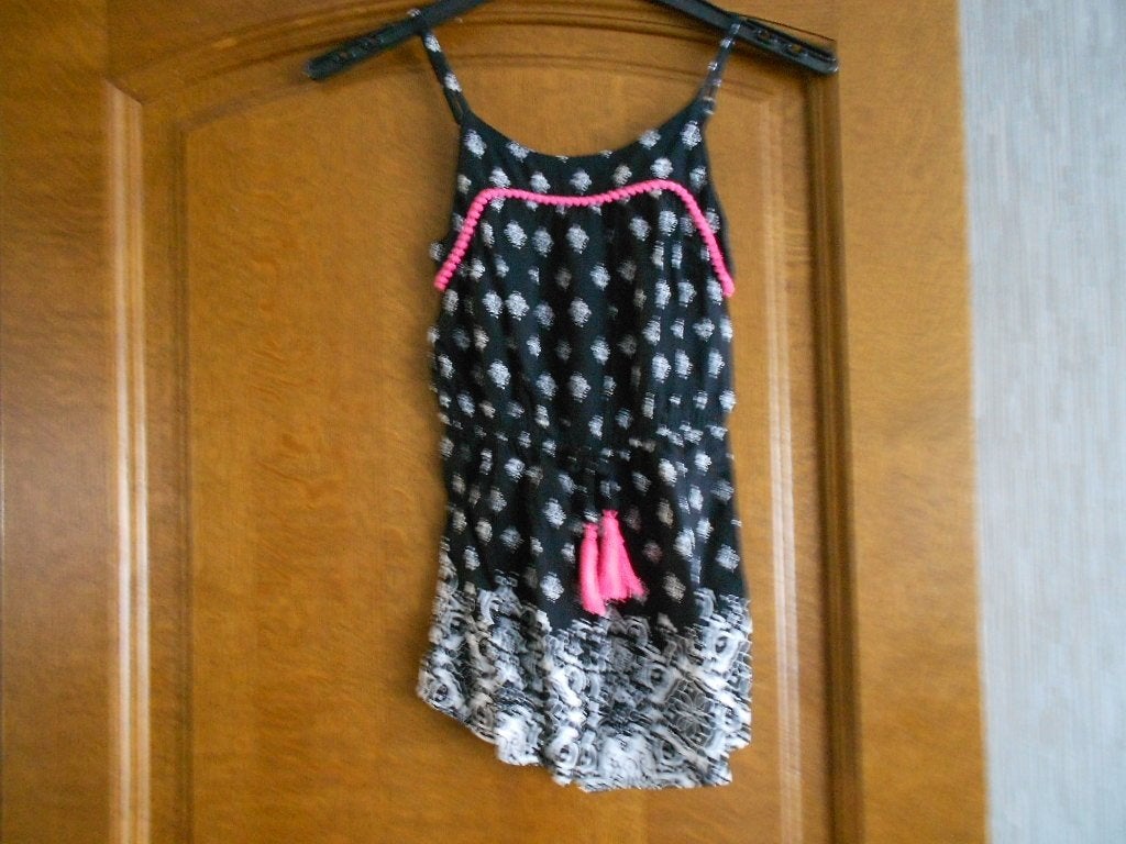 korte jumpsuit mt 134, Kinderen en Baby's, Kinderkleding | Maat 134, Gebruikt, Meisje, Broek, Ophalen of Verzenden