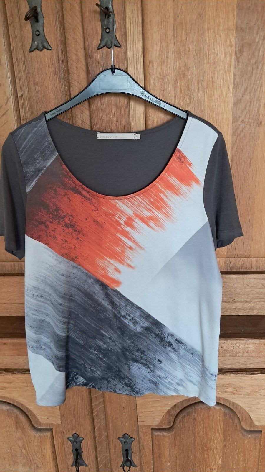 Mooi dames T-shirt'passport' maat 38, Taille 38/40 (M), Gris, Enlèvement ou Envoi, Passport