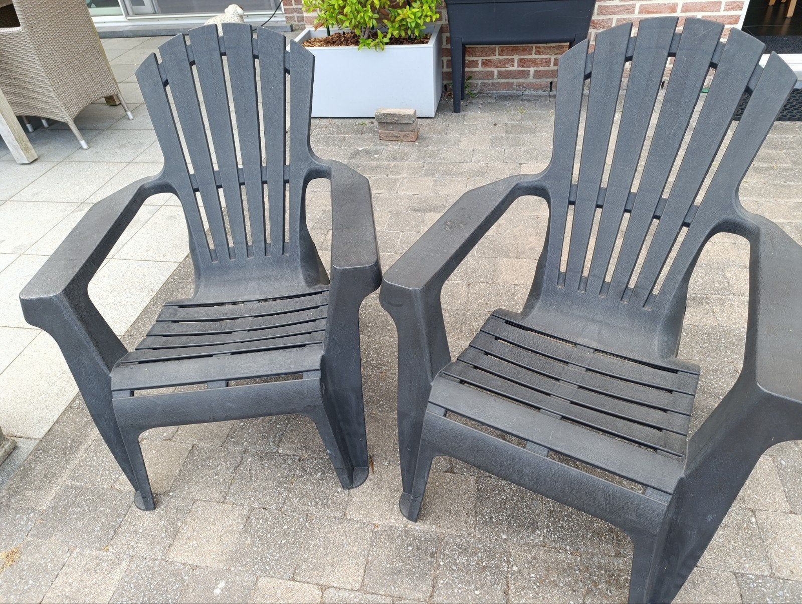 2* canadian dek chair in plastic, Tuin en Terras, Tuinstoelen, Ophalen, Zo goed als nieuw, Plastic, Stapelbaar