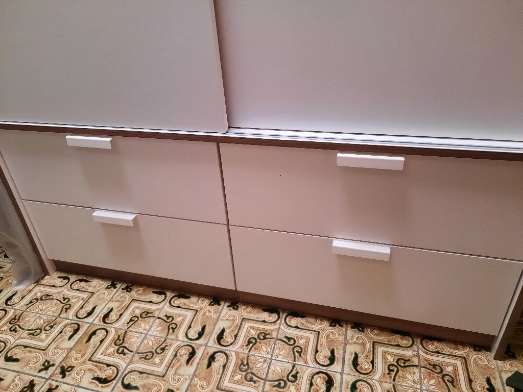 Penderie, Avec espace de penderie, Comme neuf, 100 à 150 cm, Autres matériaux