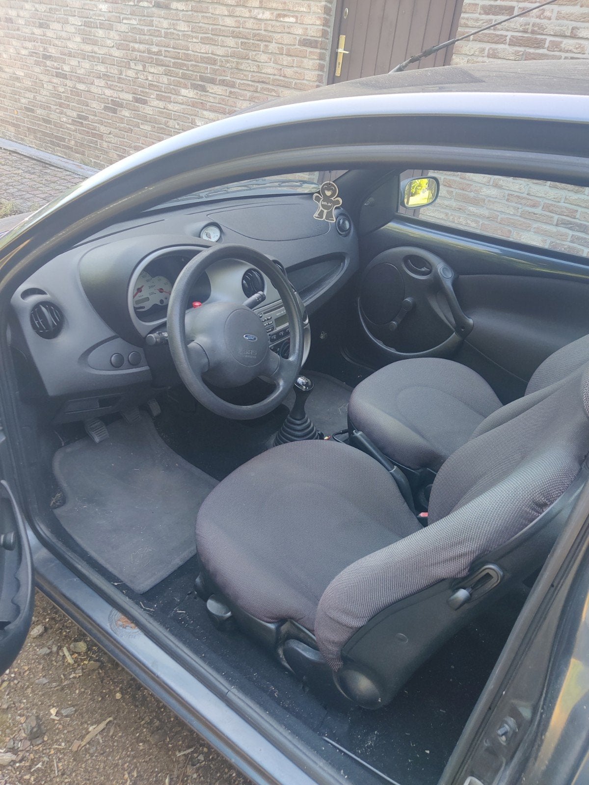 Ford kA 97.000km perfecte beginners auto, Autos, Ford, Achat, Boîte manuelle, 2 portes, Tissu