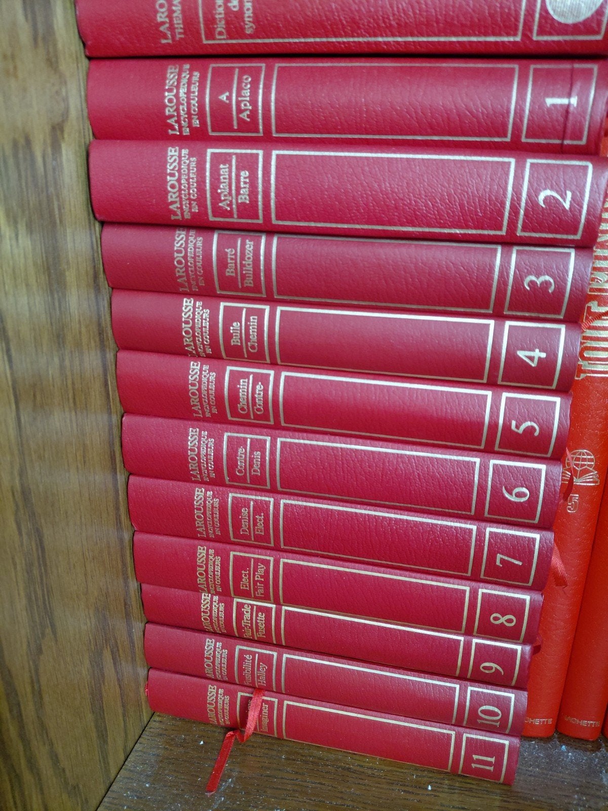 Larousse encyclopédie en couleur 22 tomes, Enlèvement