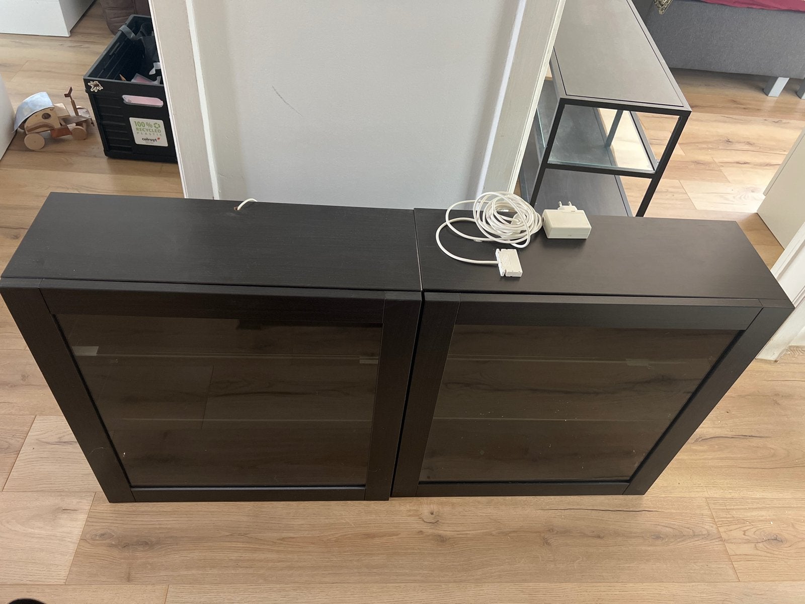 Ikea BESTA met verlichting, Ophalen, Overige houtsoorten, Minder dan 150 cm, Minder dan 25 cm