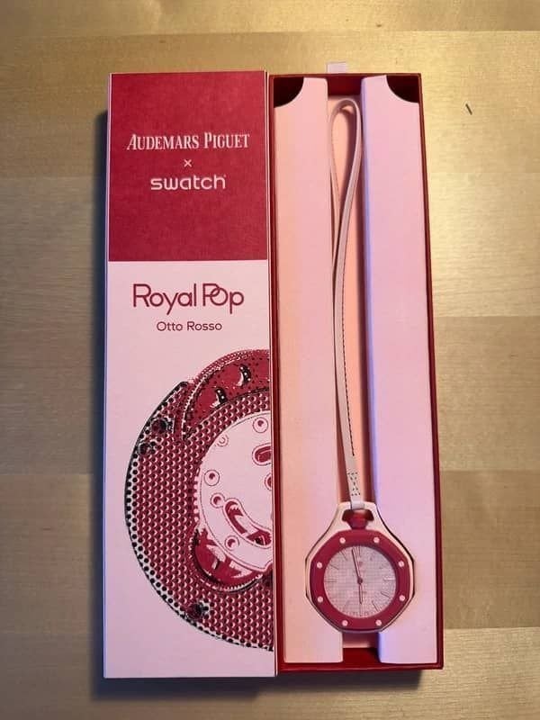 Royal Pop Swatch x Audemars, Bijoux, Sacs & Beauté, Neuf, Enlèvement ou Envoi, Swatch, Autres matériaux