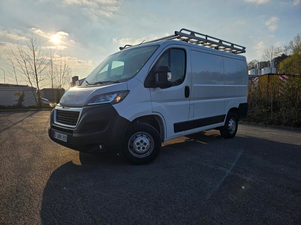 Peugeot boxer 2.2 hdi euro 6d 2022!, Auto's, Peugeot, Monovolume, Euro 6, 4 cilinders, 5 deurs