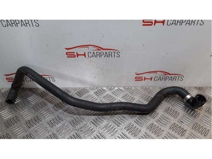 Tuyau radiateur d'un Mercedes CLA, 3 mois de garantie, Utilisé, -, -