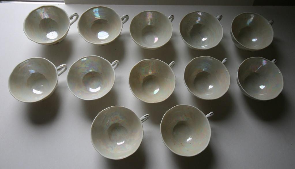 Tasses porcelaine, Enlèvement