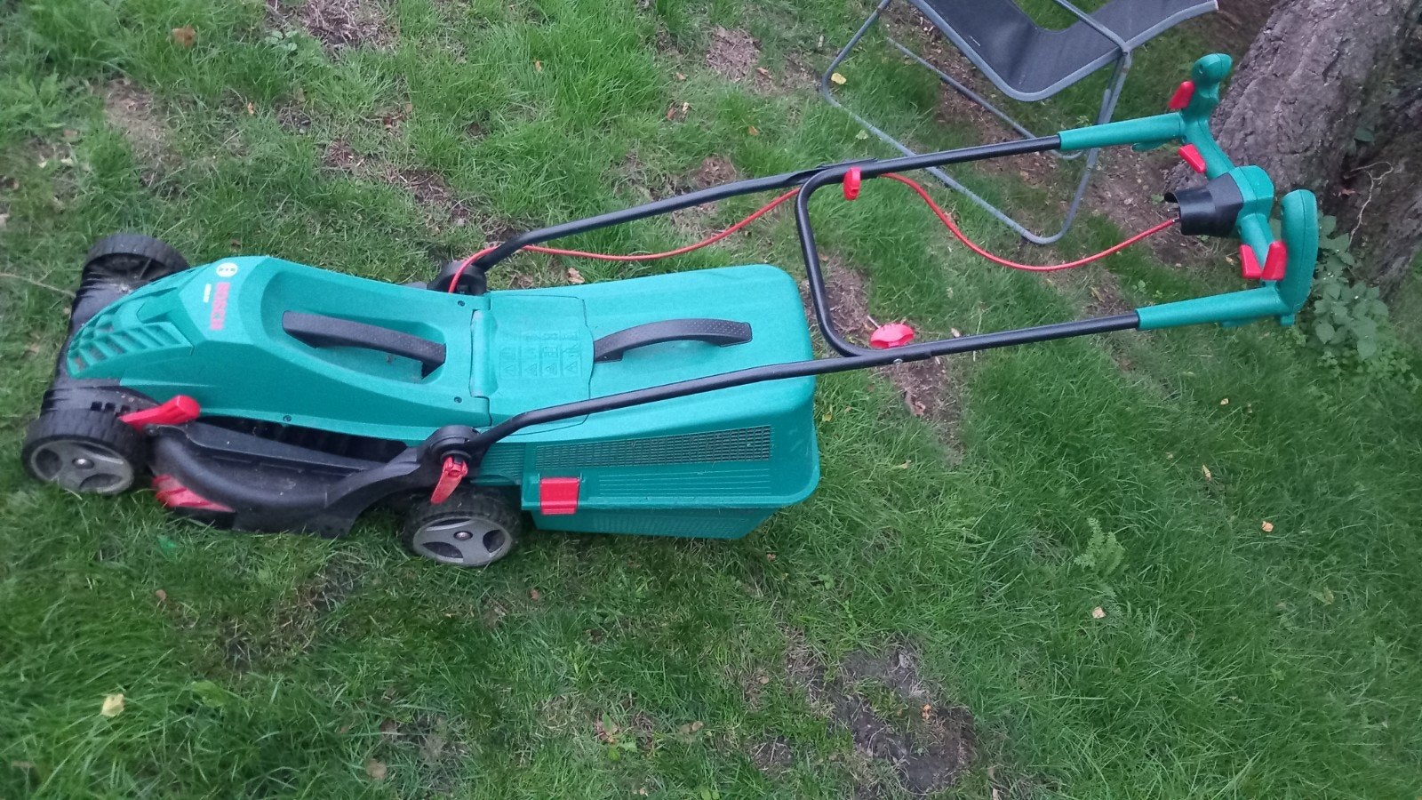 moet weg!, Tuin en Terras, Ophalen, Elektrische grasmaaier