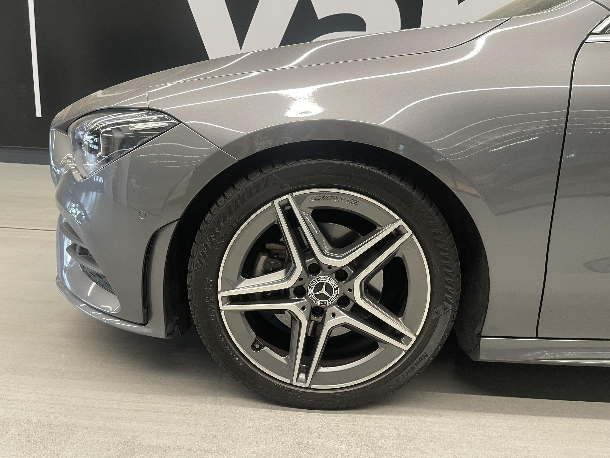 Mercedes-Benz CLA-Klasse 180d AMG LINE Shooting Brake + CARP, Autos, Euro 6, Entreprise, 116 ch, Entretenue par le concessionnaire