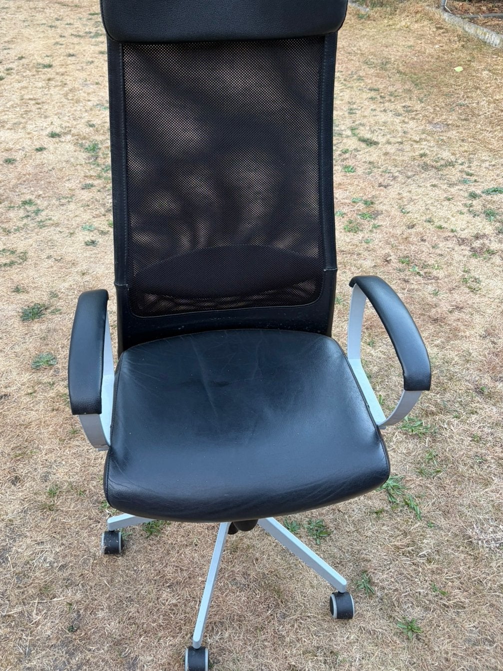 Chaise de bureau avec poignée, Comme neuf, Enlèvement, Ergonomique, Chaise de bureau