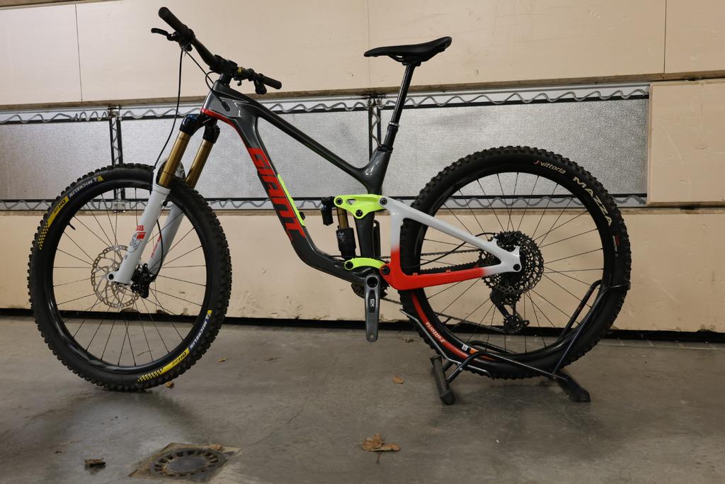 Giant reign taille M 2025, Fully, Ophalen, Nieuw, Giant