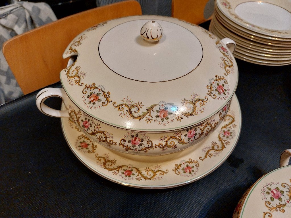 Johnson Bros keramische dinerset Model Pareek, Ophalen