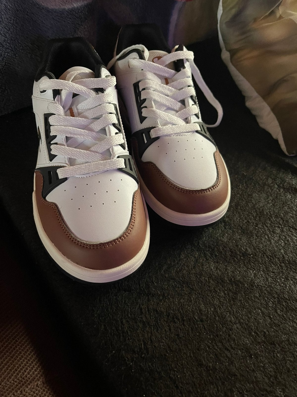 Basket neuve p 39, Enlèvement, Comme neuf