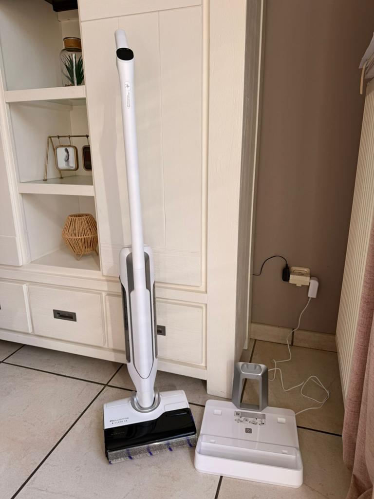 Aspirateur laveur., Elektronische apparatuur, Stofzuigers, Zo goed als nieuw, Rowenta, Ophalen