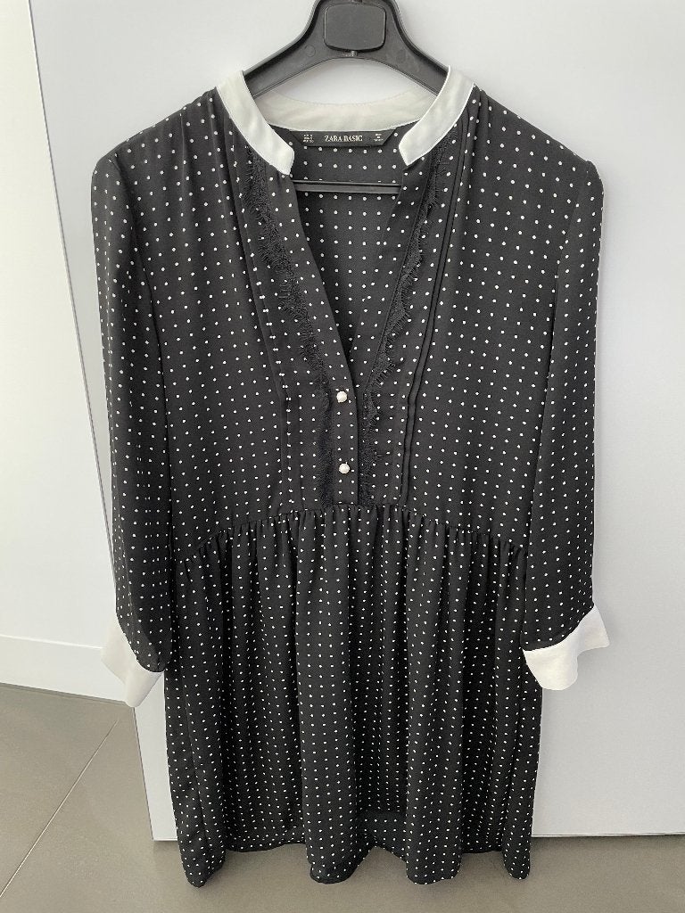 Zwart zomerkleedje maat XS van ZARA, Ophalen of Verzenden, Zo goed als nieuw, Maat 34 (XS) of kleiner, Boven de knie