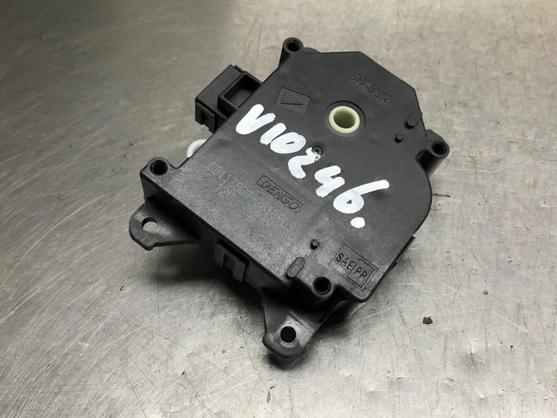 KACHELSTELMOTOR Toyota Yaris III (P13) (|CZ1138002810PLS|), Auto-onderdelen, Airco en Verwarming, Toyota, Gebruikt